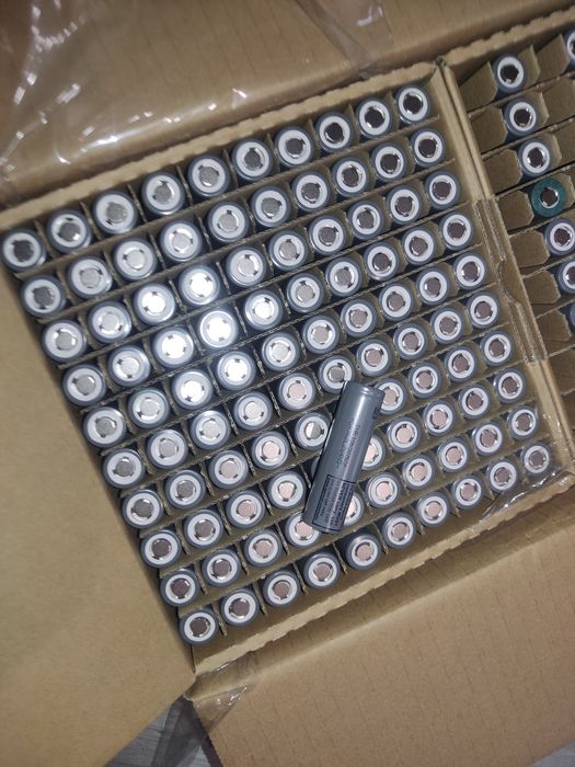 аккумуляторы lg 18650. никелевая лента, холдеры, крепления.