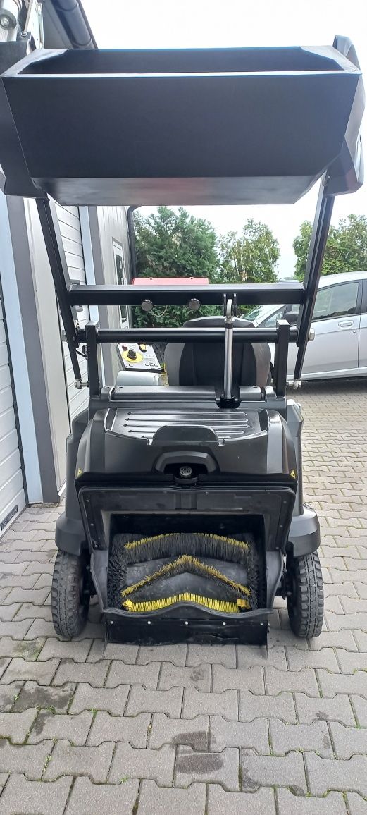Zamiatarka Karcher km 105/110  R D
