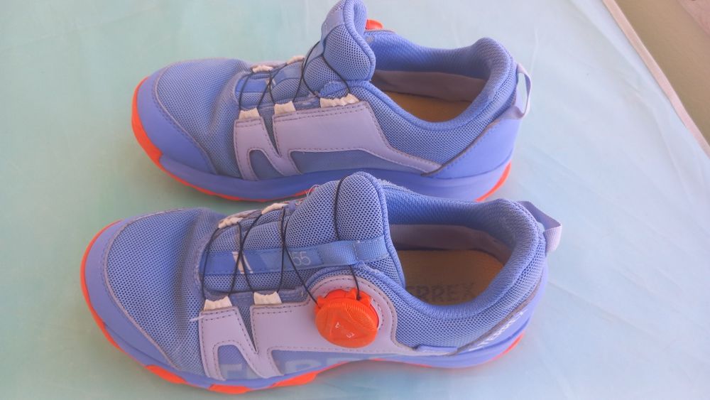 Sapatilha infantil Adidas Terrex Unissex 36