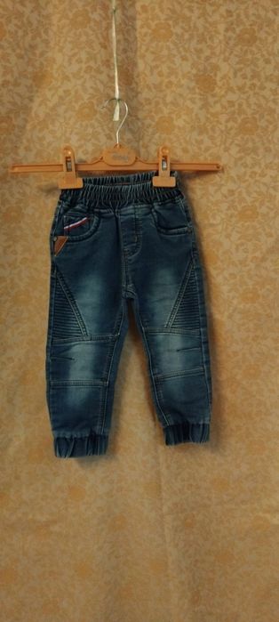 Spodnie jeansowe Niebieski Księżyc rozm. 86-92
