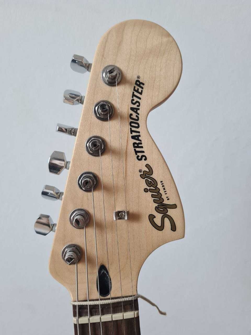 Squier Affinity Strat FM HSSBB