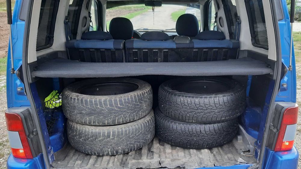 Citroen Berlingo lift 2.0 HDi 90KM klima hak opony zimowe