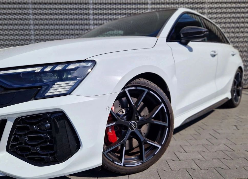 Audi RS3 Sportback Twoje wymarzone RS3 w najbogatszej wersji już za 100 zł dziennie :)