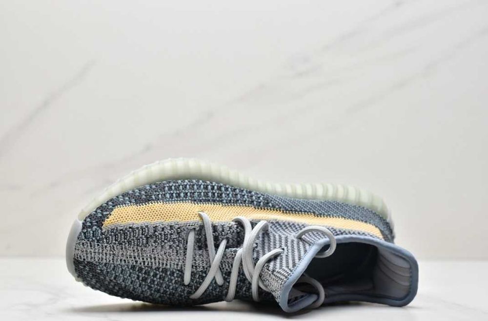 Yeezy 350 Boost V2″Ash Blue” GY7657