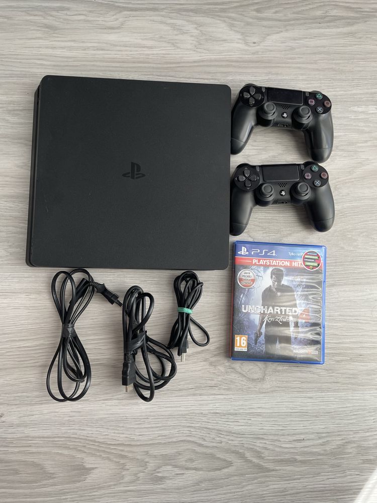 PS 4 Slim 1 tb з повним комплектом та Uncharted 4 в подарунок