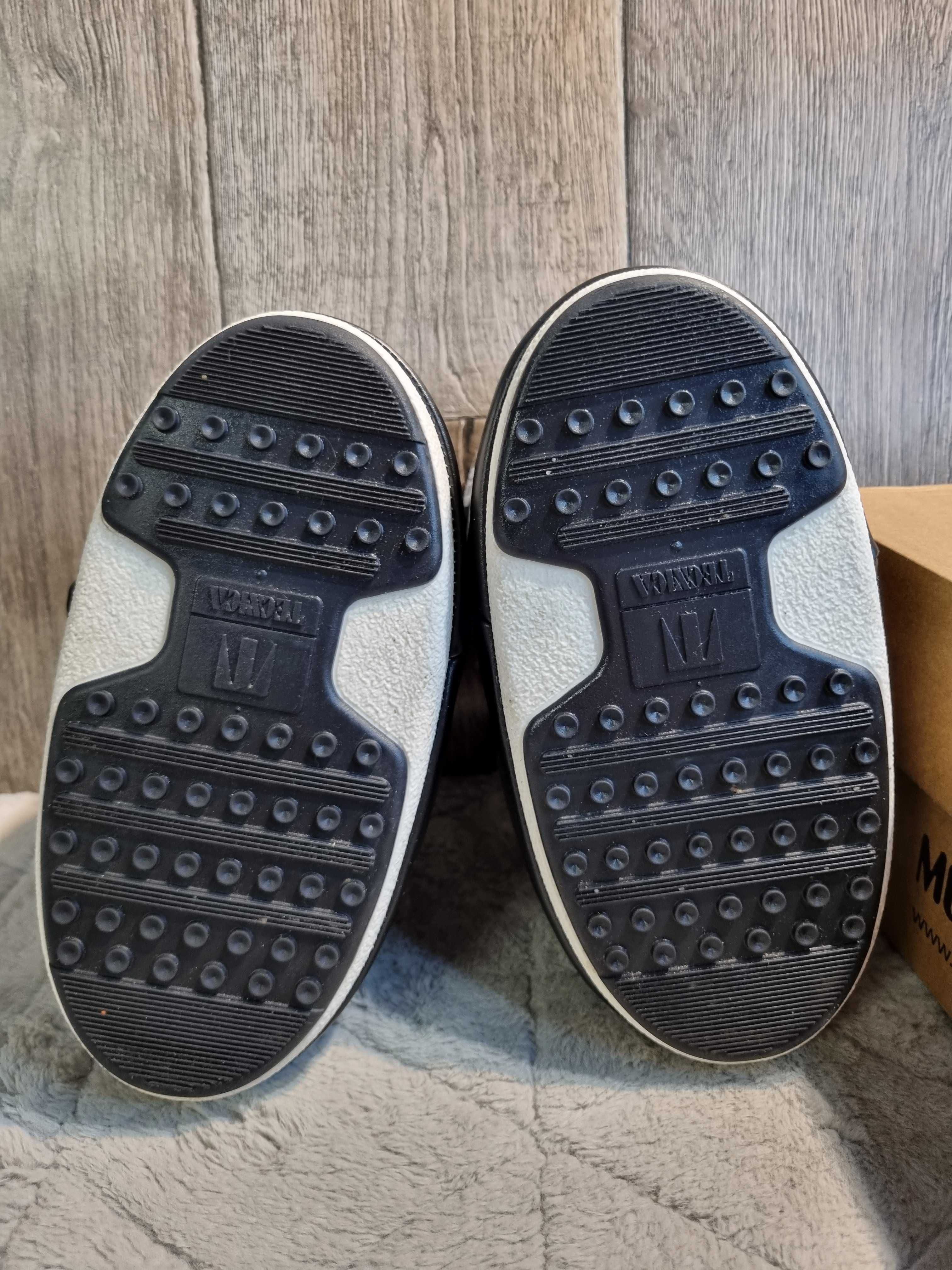 Czarne botki, śniegowce Moon Boot Icon Low Nylon 36-38