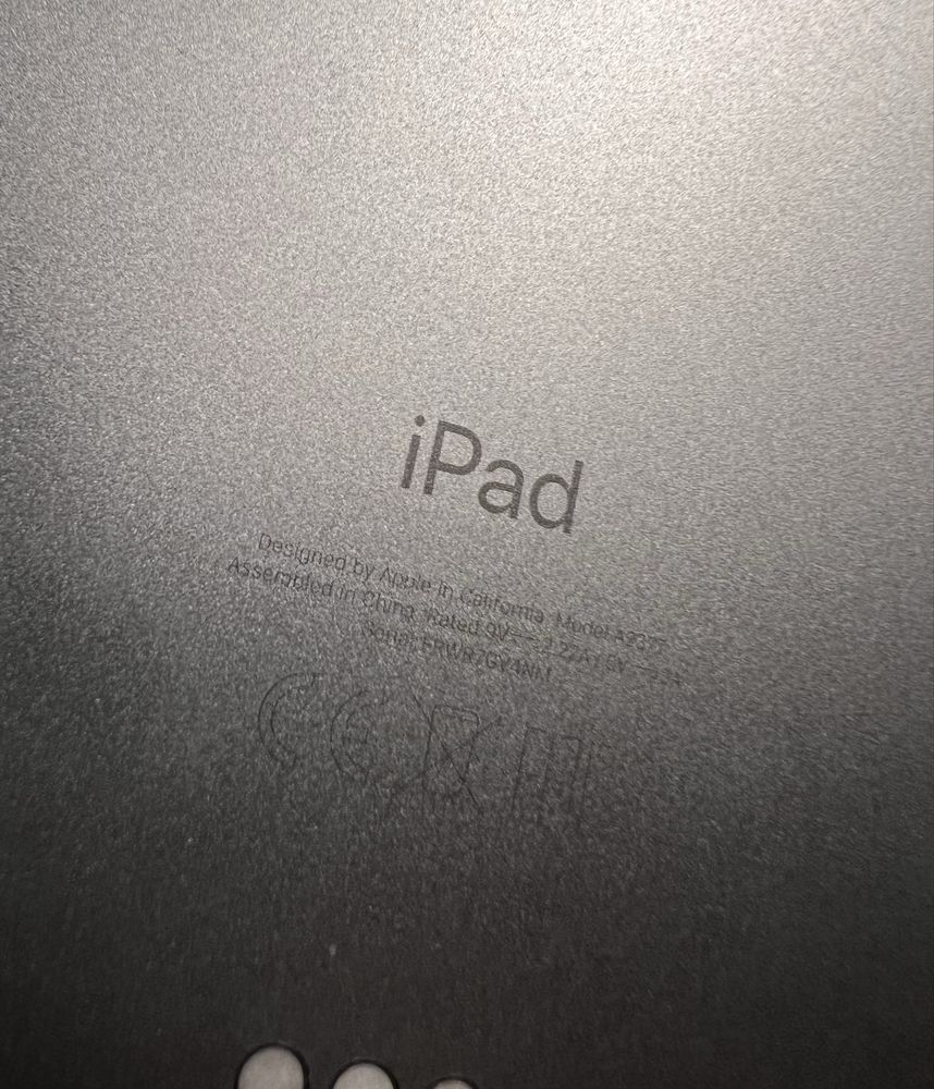 iPad Pro 11” 3 Gen M1 128GB nie włącza sie