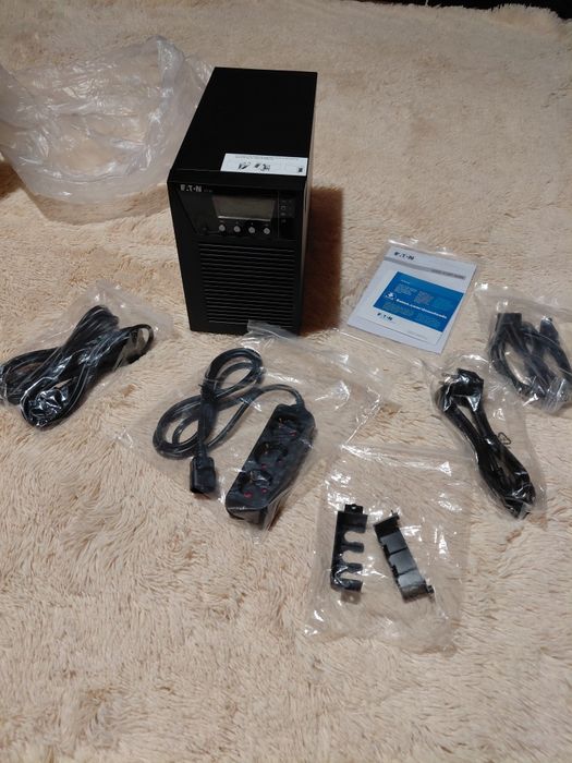 Джерело безперебійного живлення  Eaton 9130i 700T чистий синус