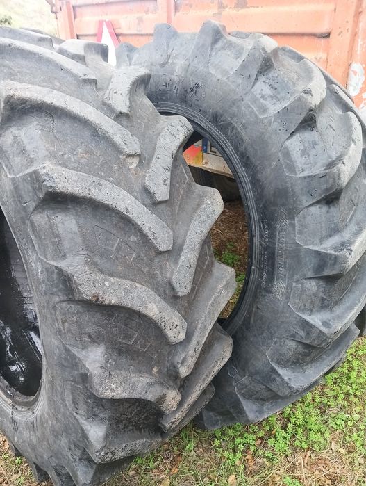 Vendo pneus ainda em bom estado para trator