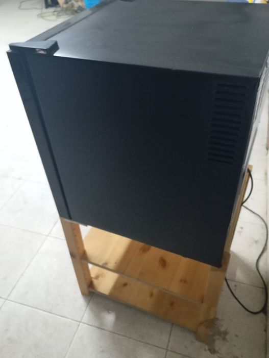 Arca capacidade 12 garrafas