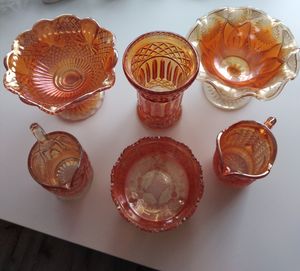 Szkło karnawałowe Carnival Glass.