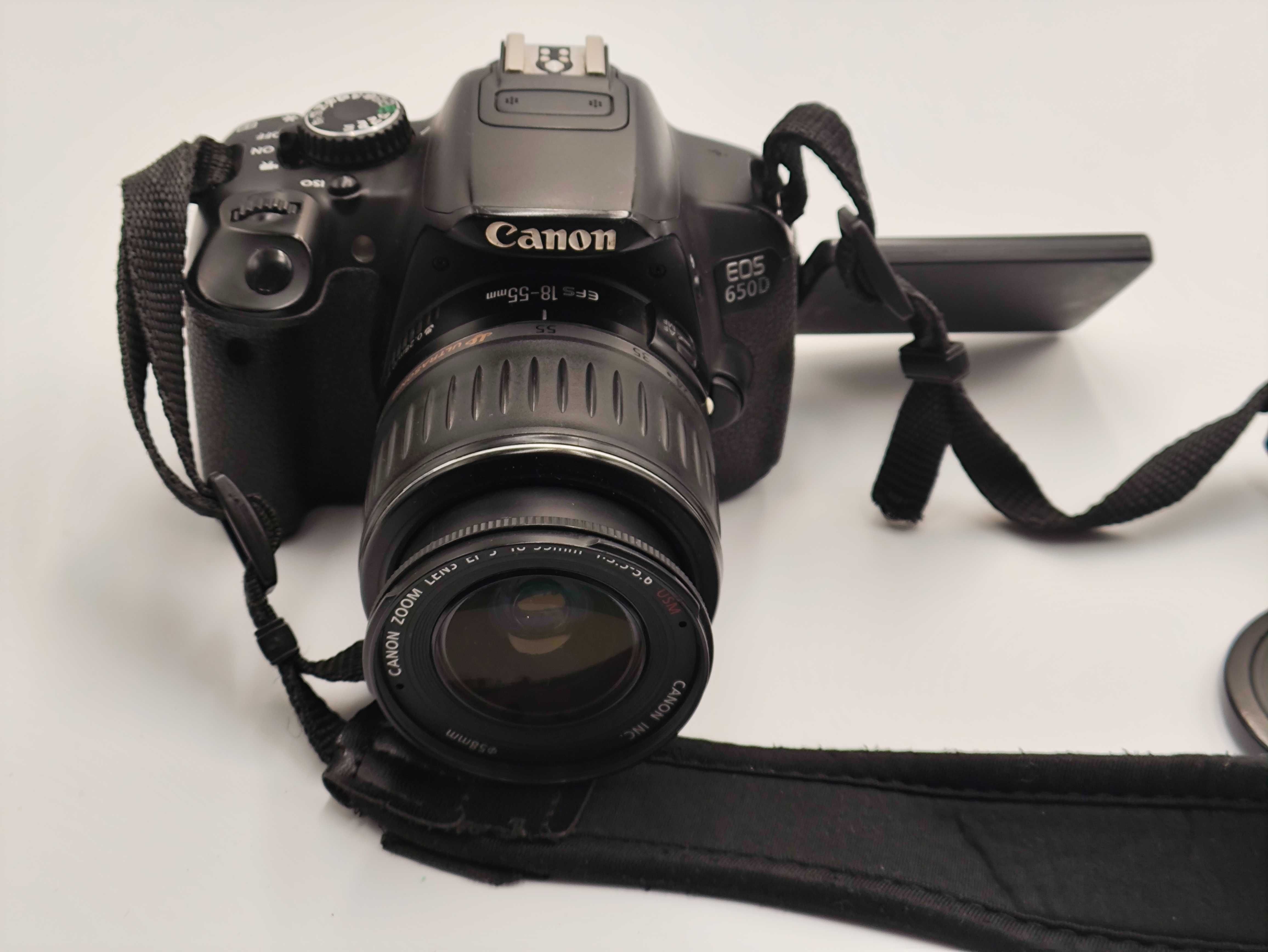 Aparat fotograficzny Canon EOS 650D korpus/obiektyw 18-135mm + 18-55mm