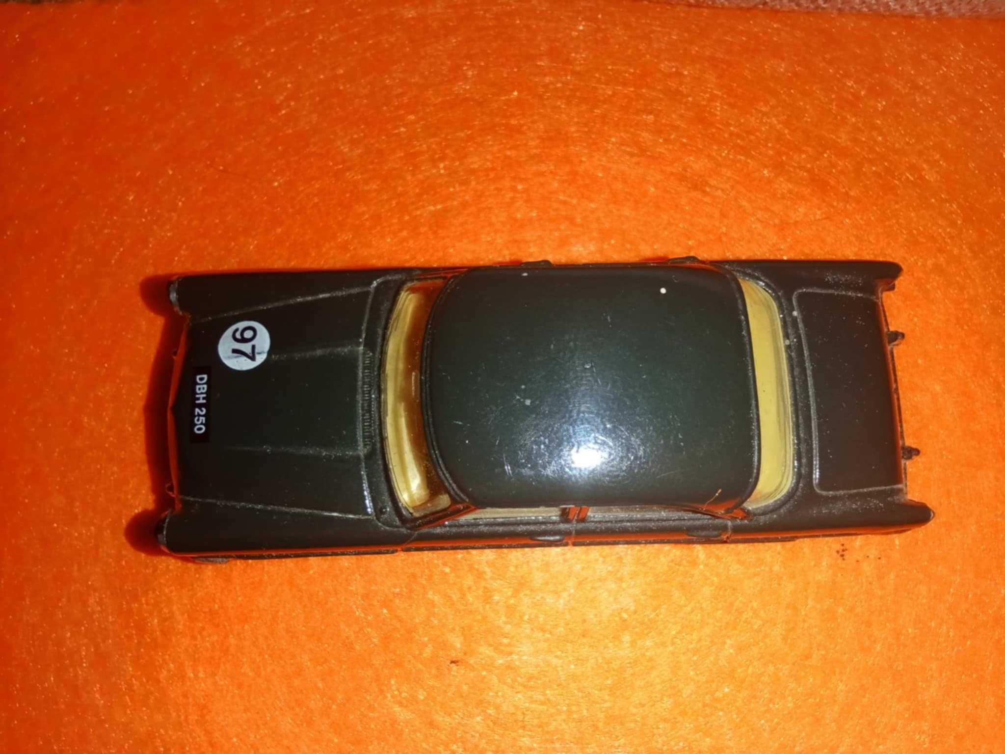 Corgi Toys Ford Zephyr MK2