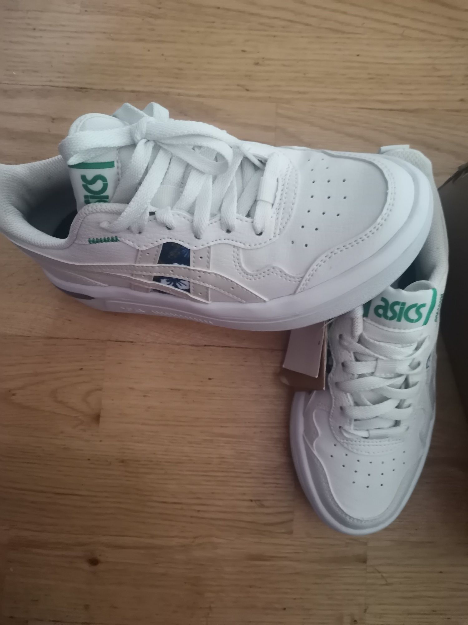 Asics Japan Style buty sportowe damskie skórzane Nowe rozmiar 37,5
