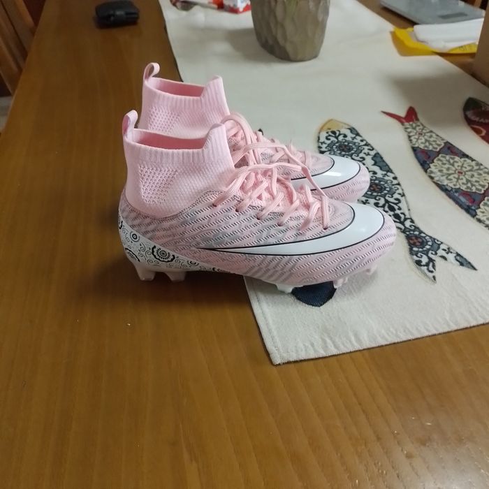 Chuteiras novas nr 35