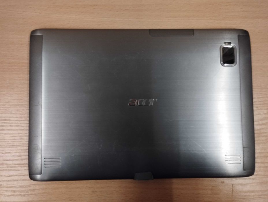 Планшет Acer Iconia Tab A501