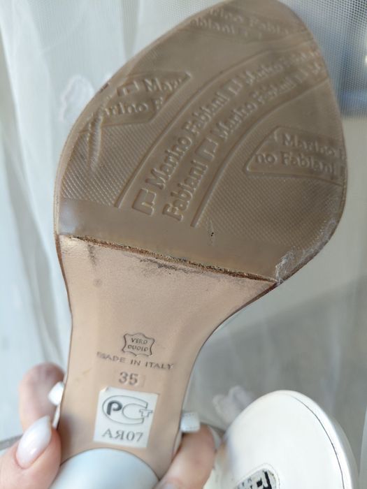 Босоніжки вживані