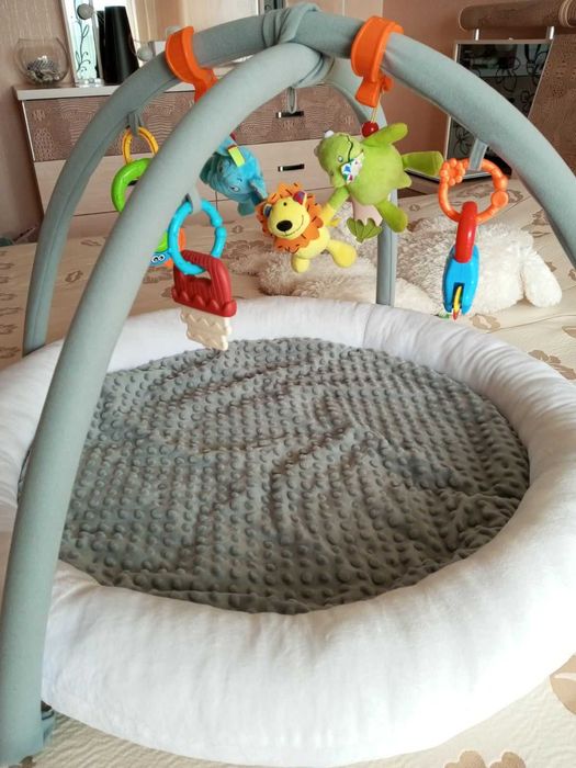 Розвиваючий манеж для дитини