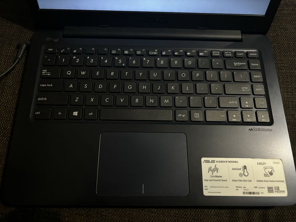 Laptop asus E402Y 14” 4GB SSD 64GB Win10