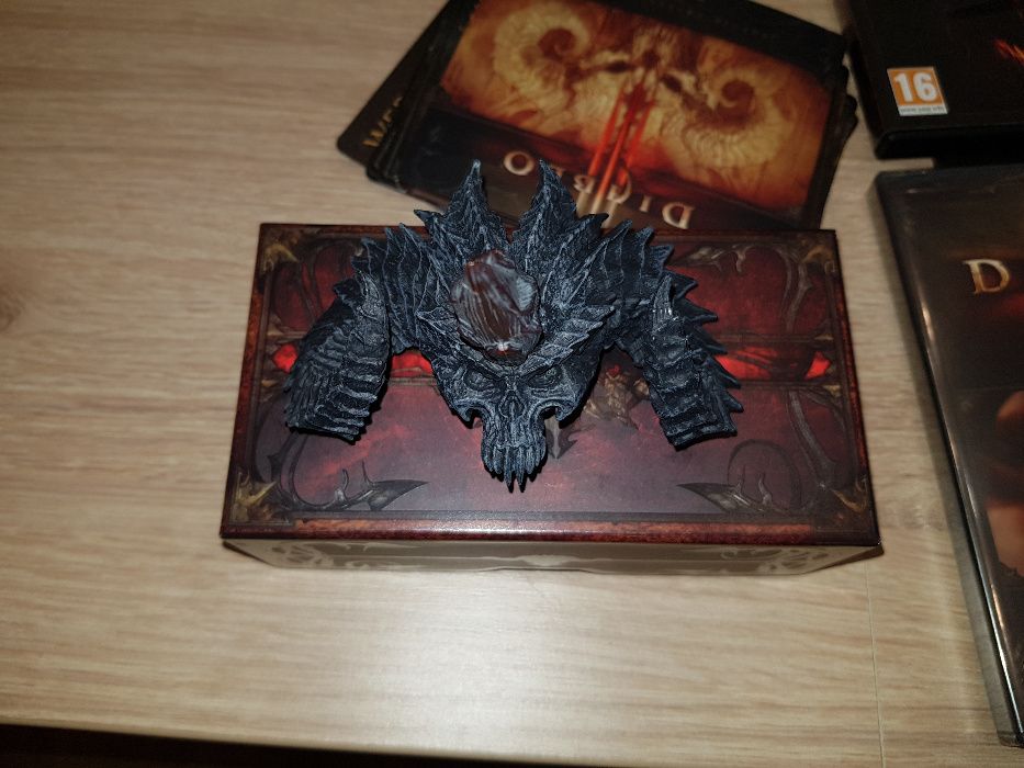 diablo 3 - edycja kolekcjonerska z podpisem współtwórcy, bez klucza