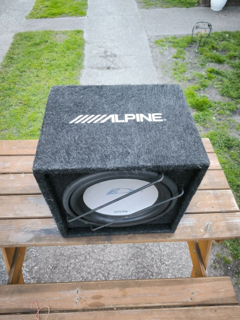 Subwoofer Alpine SBE-12BR 800 Wat 250 rms super dźwięk szczelina tani