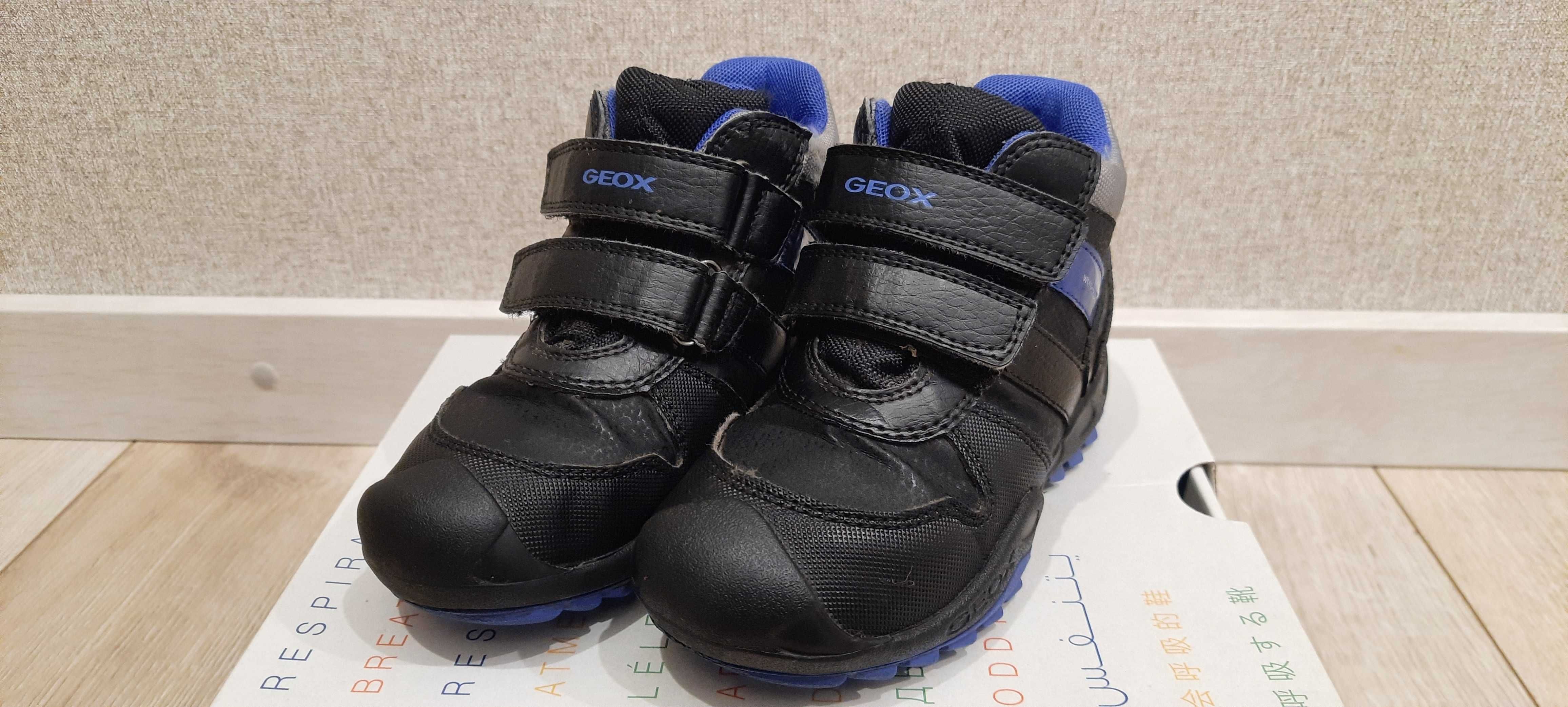 Демісезонні черевики утеплені Geox Savage Waterproof 28 чорно-сині