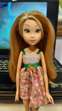 Boneca Flora Winx Club