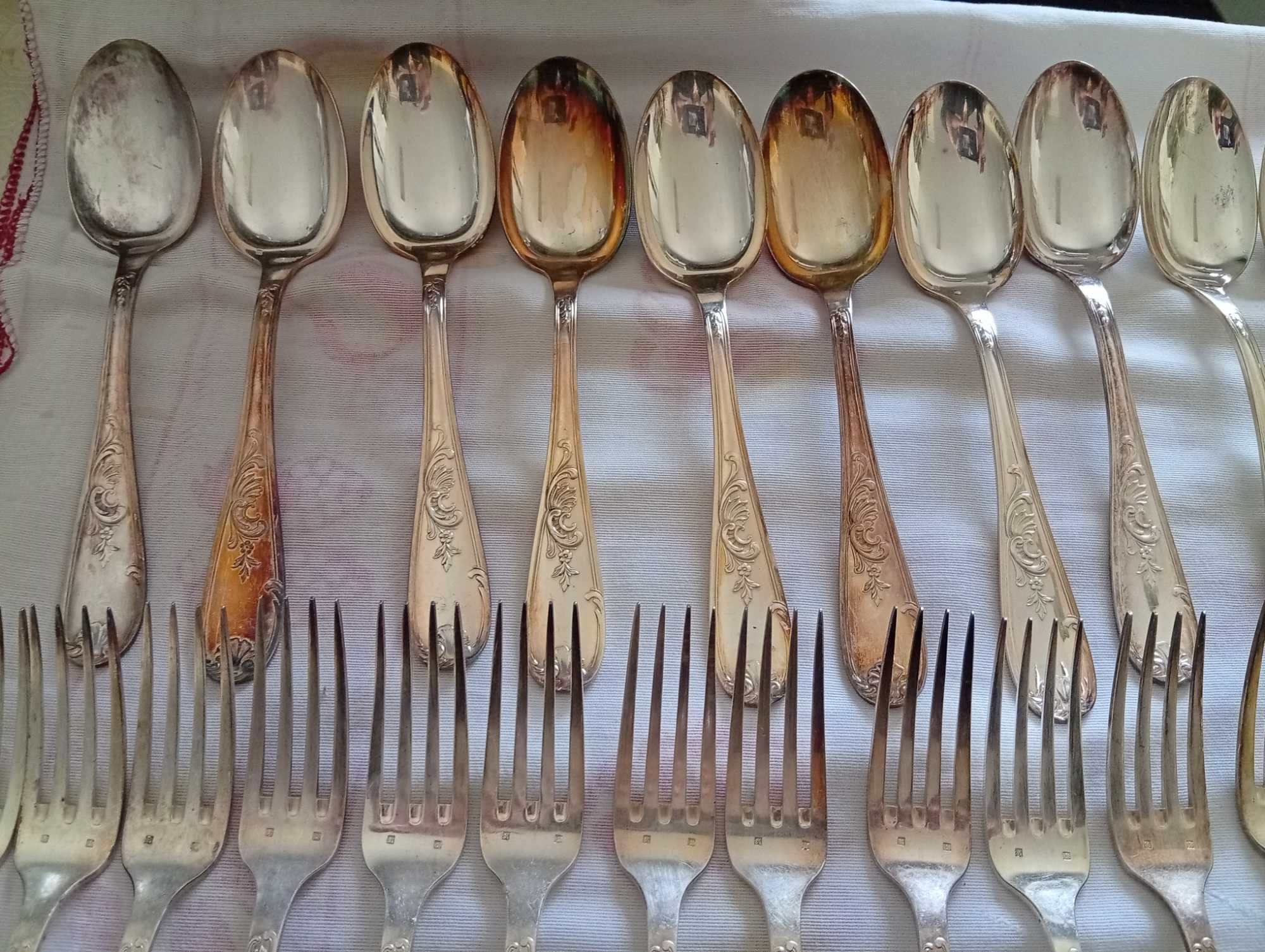 Magnífico faqueiro Vintage, em Alpaca banhada a prata de lei.