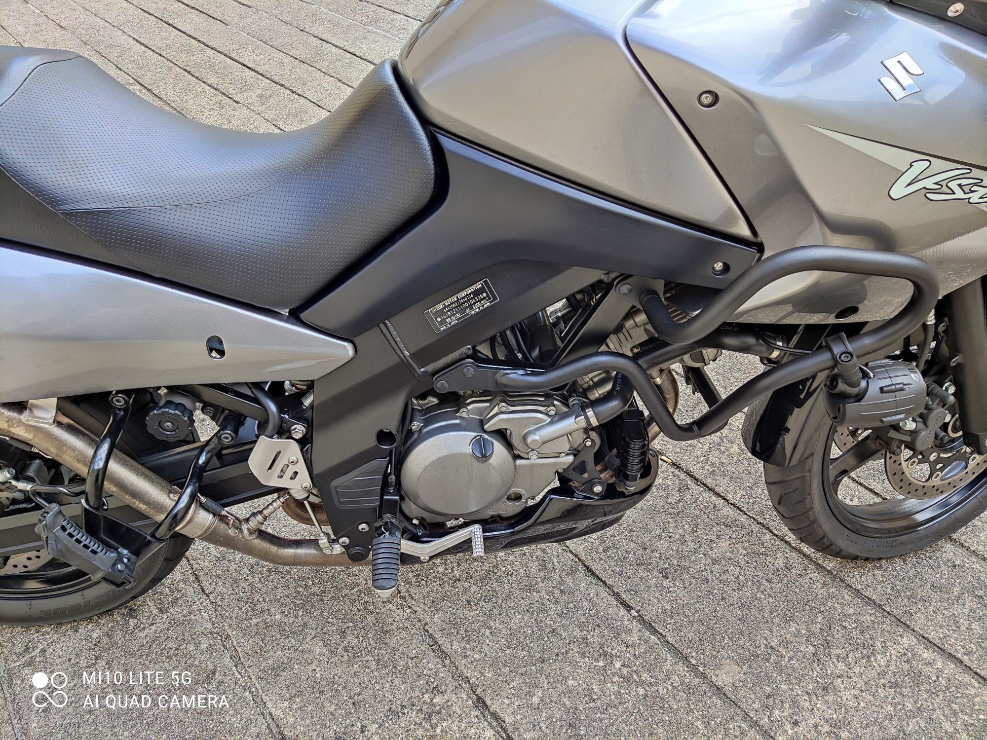 Suzuki Vstrom DL 650 Com 20.000 Km