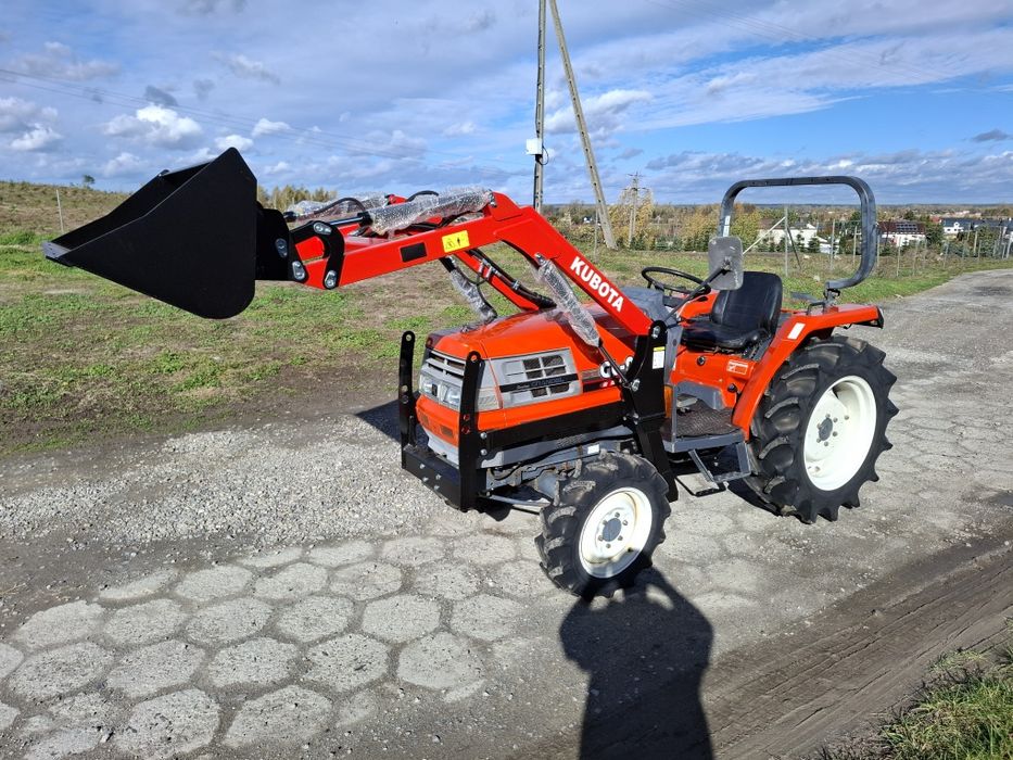 Traktor traktorek 4x4 KUBOTA GL 26 z turem śliczny faktura vat