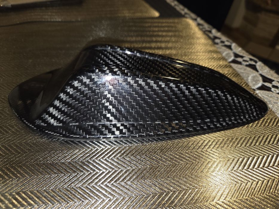 Karbonowa Obudowa Pokrywa Anteny do BMW G42/G20/G87/G80/G82 23+owy

K