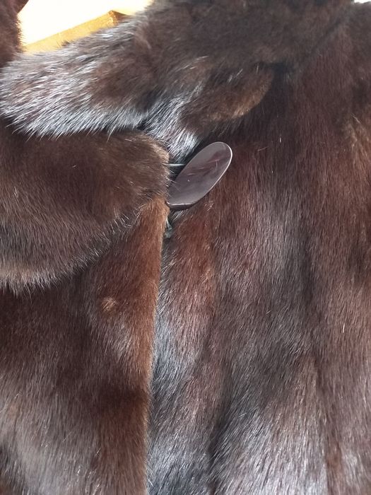 Шуба з натурального хутра норки