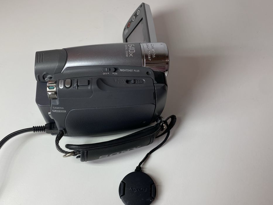 Видеокамера Sony DC-r HC23