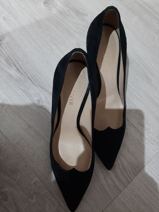 Вишуковані туфлі р 36 VETIVER італіяя