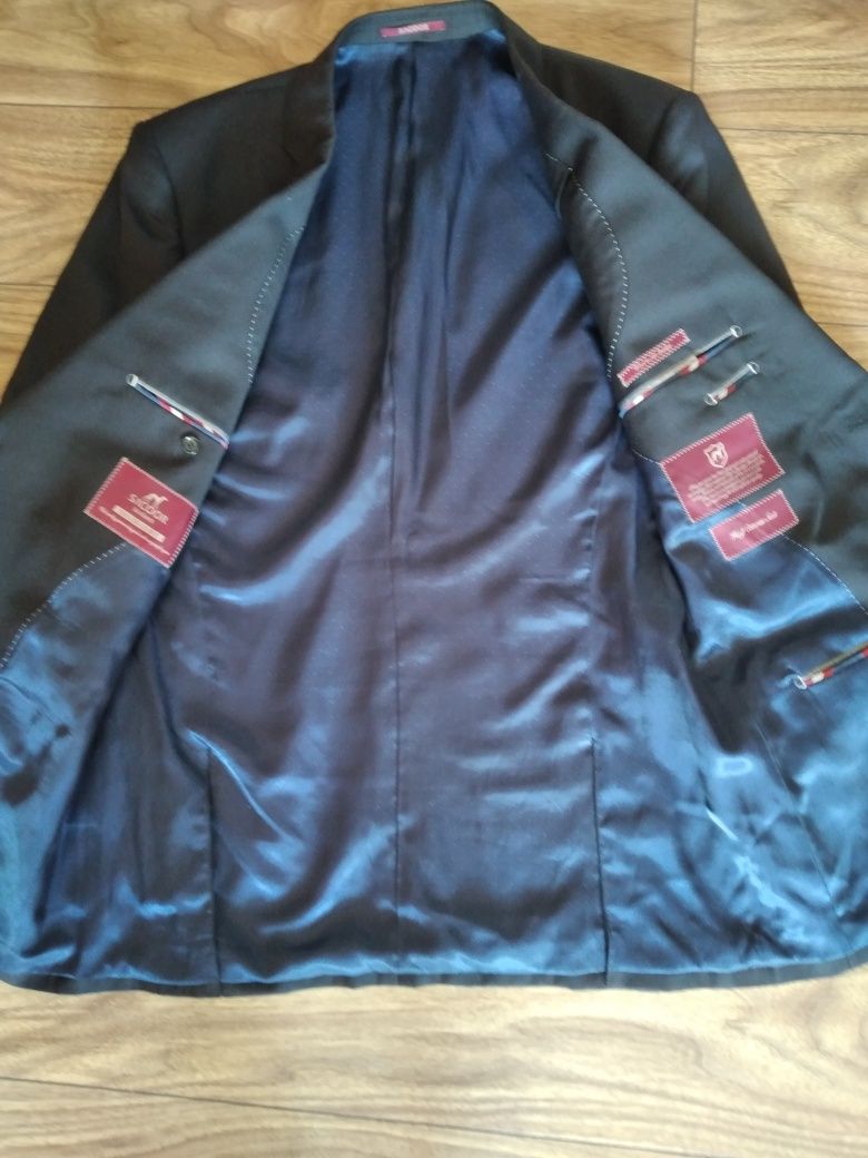 Elegancka ,męska marynarka Sacoor Btothers ,r.52