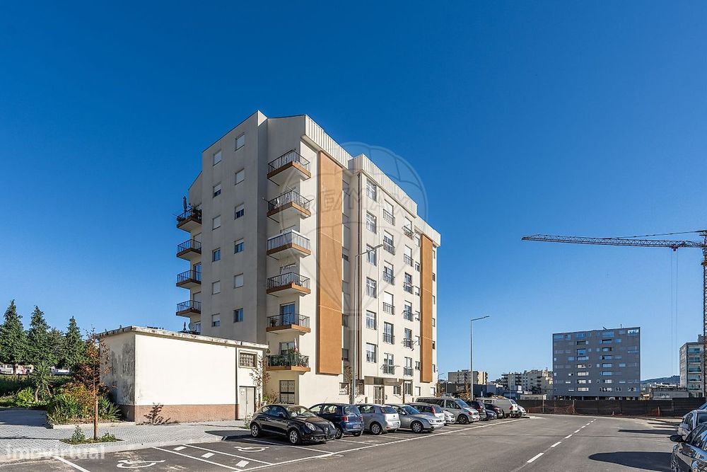 Apartamento T3 remodelado no centro de Braga, em Maximinos!