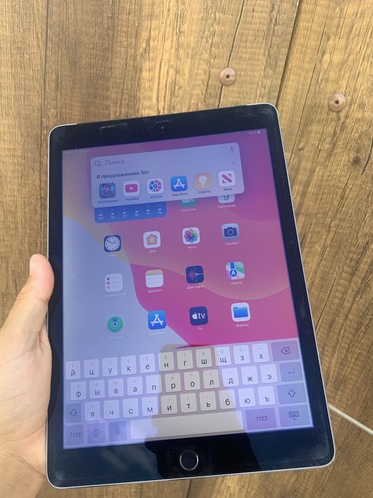 Планшет Apple iPad Air 2 64Gb LTE (NEVERLOCK)