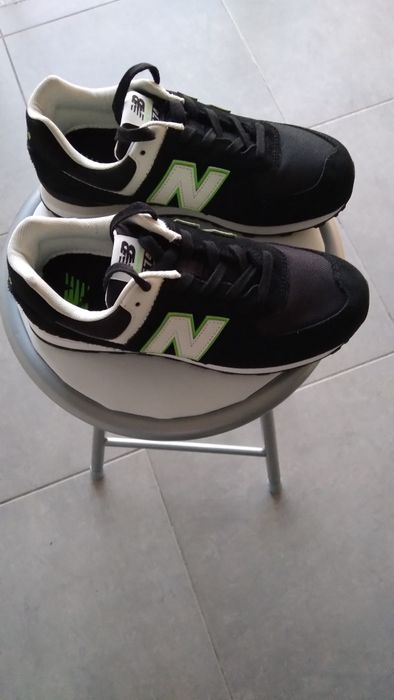 Sapatilhas  new balance modelo 574