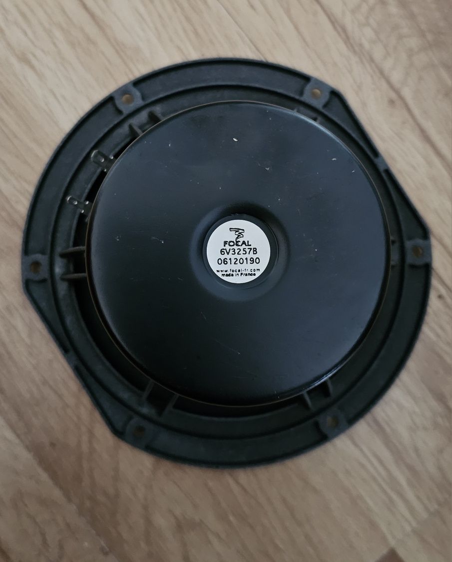Głośnik FOCAL z kolumny CHORUS V CC700V