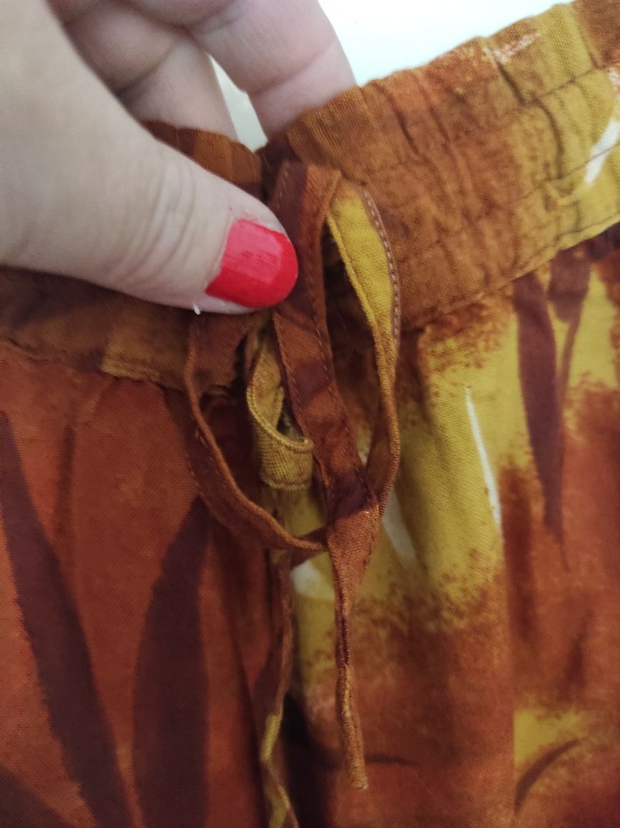 Calça Pantalona nova tamanho 44,46