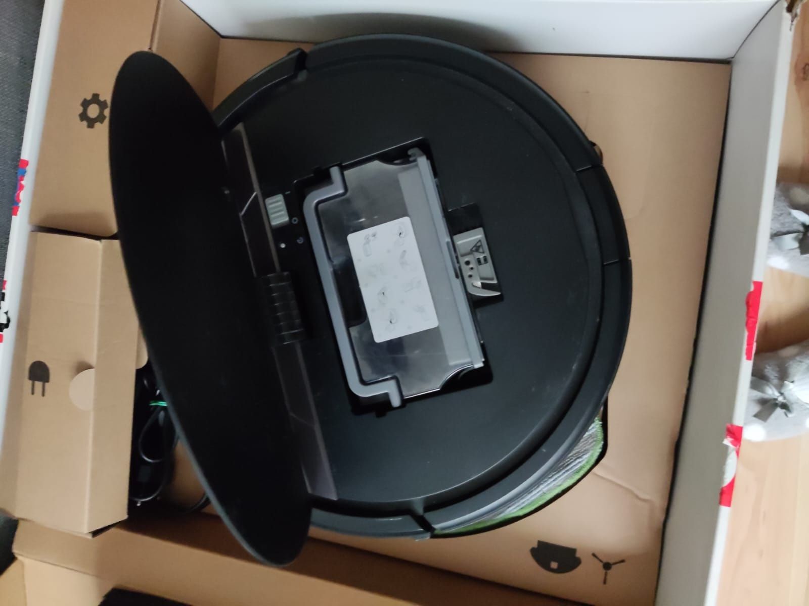 Robot sprzątający iRobot Roomba Combo z funkcją mopa