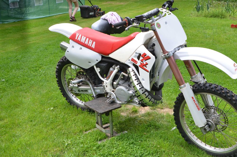 Yamaha YZ250, 1990r odrestałrowana zamianą