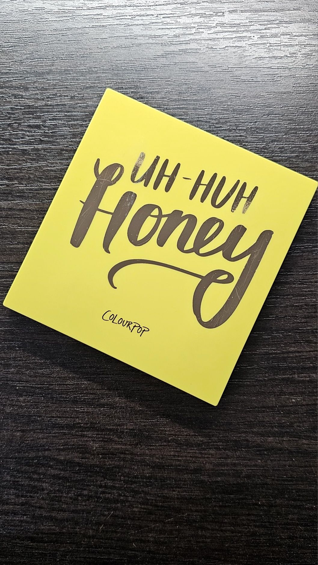 Colourpop - Uh Huh Honey. Paletka cieni, cienie do powiek