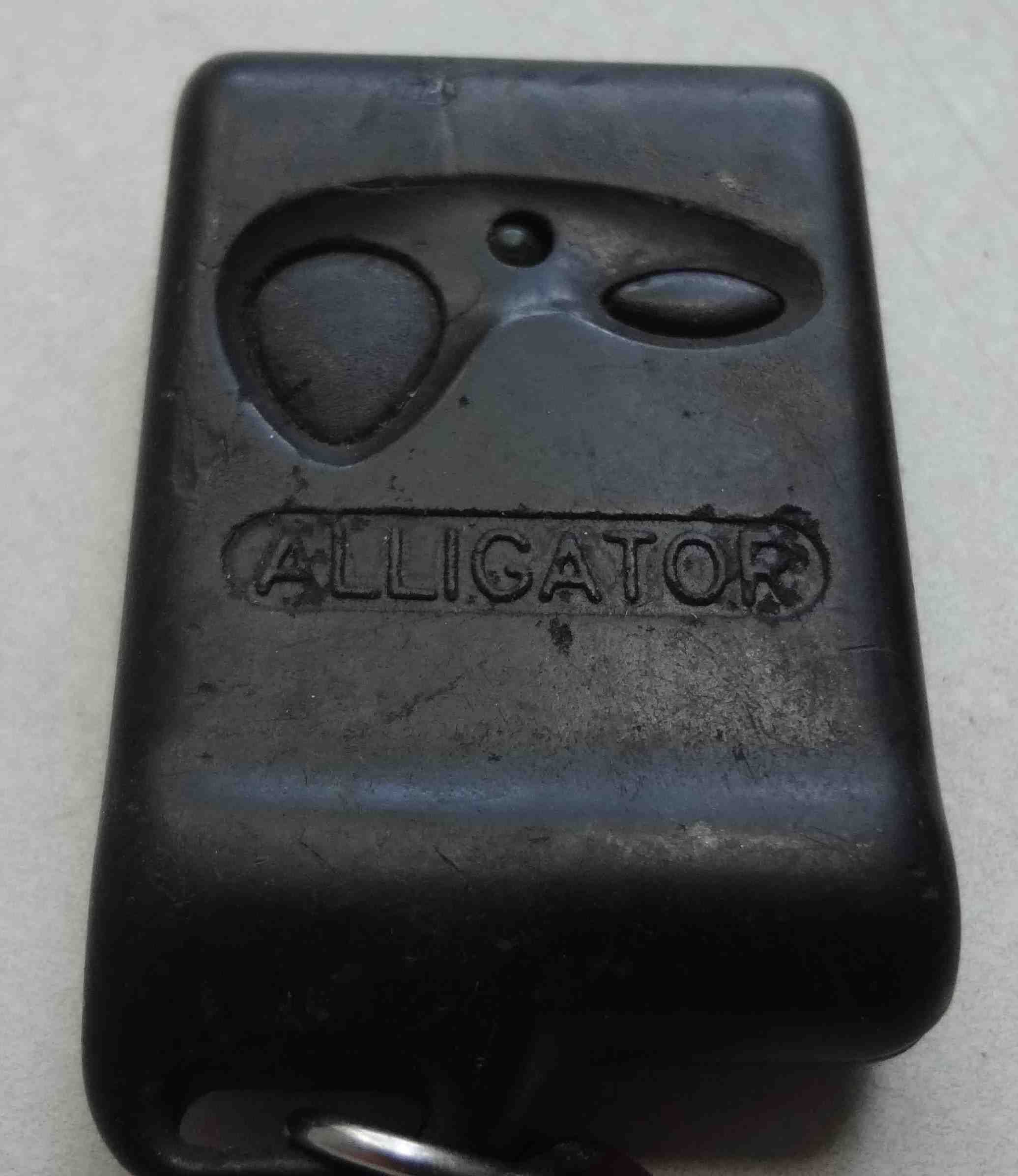 Пульт брелок сигнализации alligator