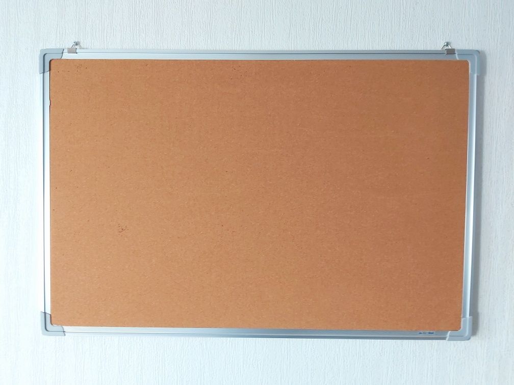 Коркова дошка 90×60 см б/у