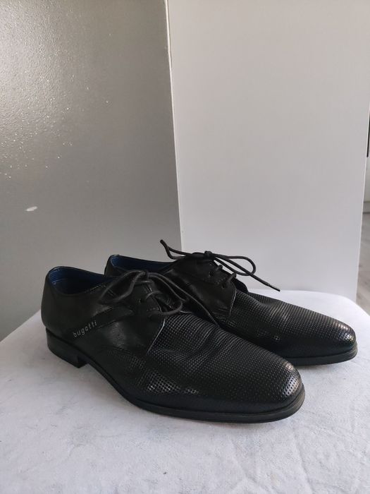 Eleganckie męskie półbuty skórzane Bugatti – rozmiar 43