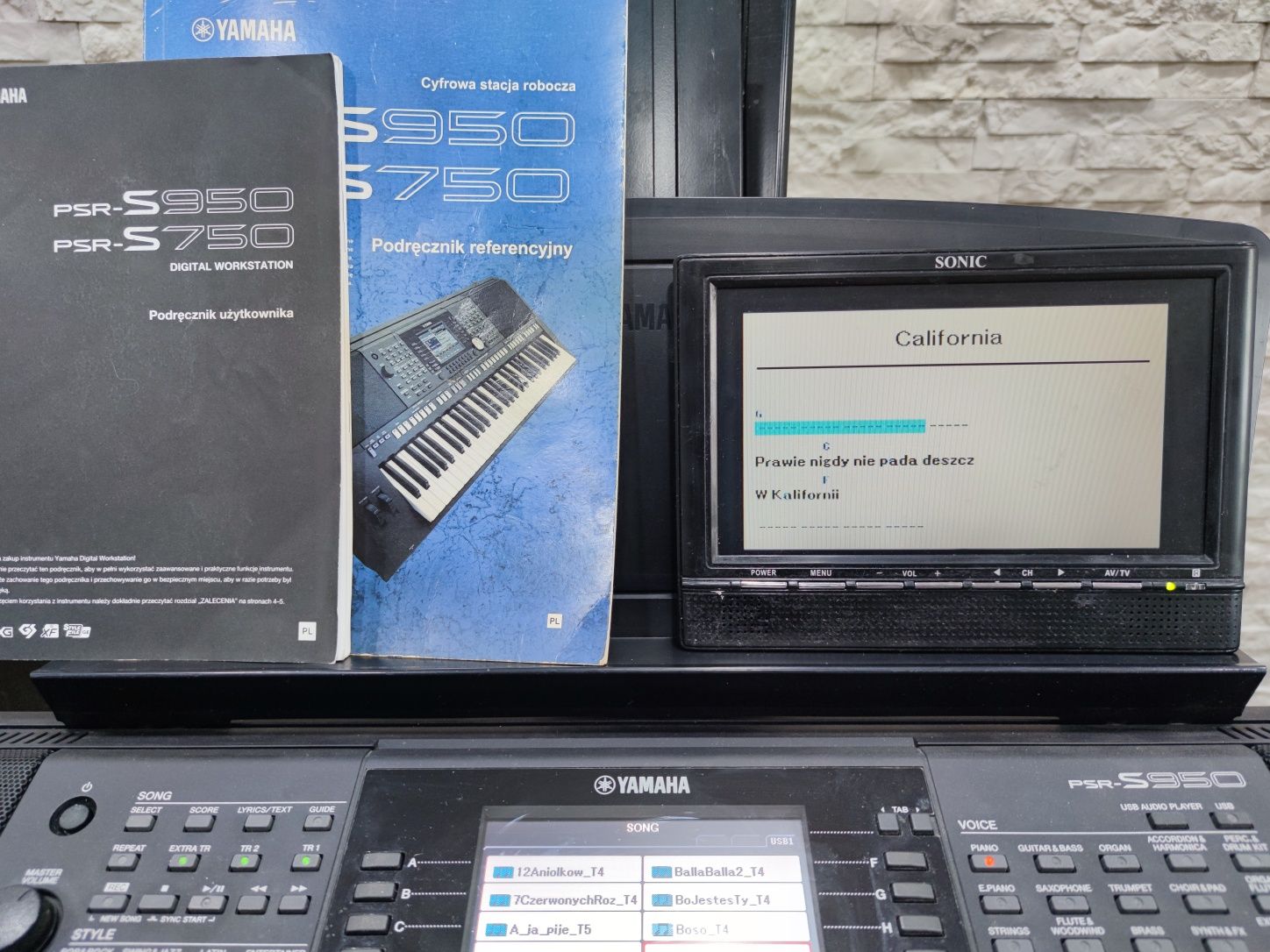 Yamaha PSR s950 pokrowiec monitor do wyświetlenia tekstów