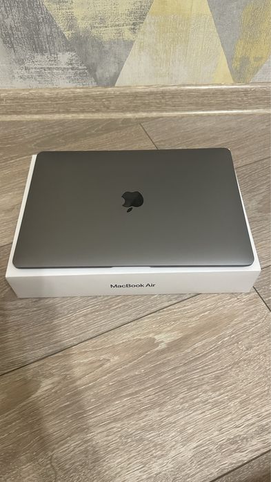 macbook air m1 8/256