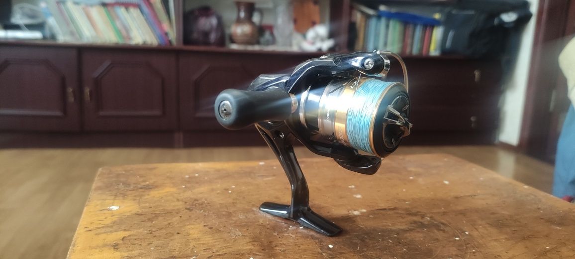 Продам shimano naskiI C2000S-B