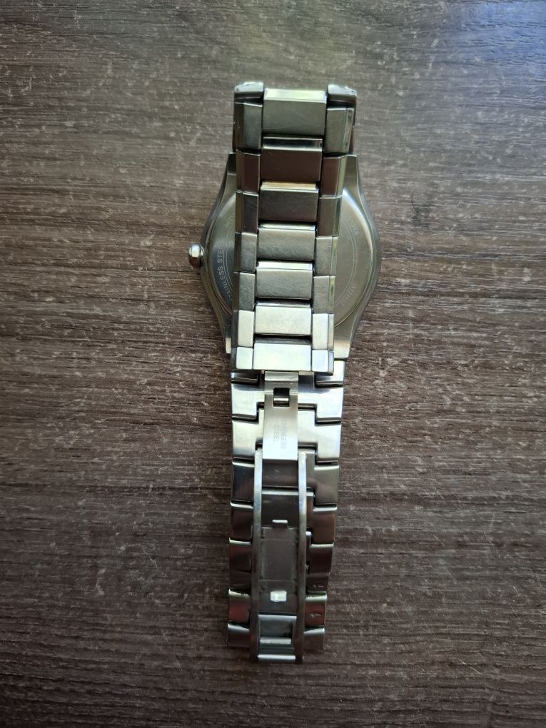 Наручний годинник Bulova 96D104